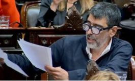 Tailhade redobló la apuesta contra Adorni: 'Es un hecho de corrupción galopante'