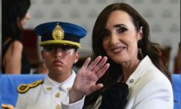Villarruel publicó un mensaje irónico y deseó &ldquo;una cascada de éxitos&rdquo; en plena polémica por Adorni