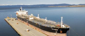 Taiana y Grabois repudiaron el ingreso de un buque petrolero británico a Ushuaia y reclamaron su expulsión